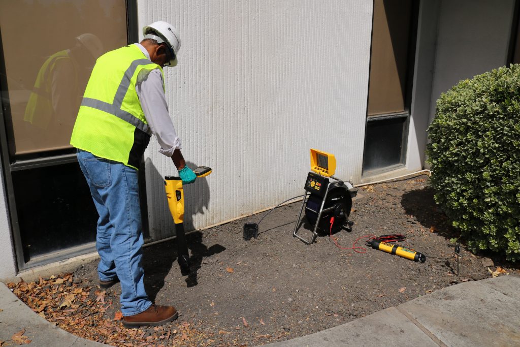 Man drainage work